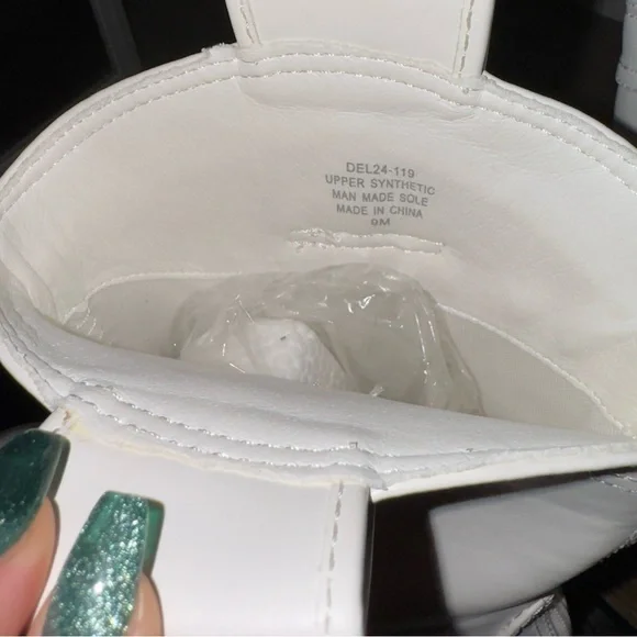 dELiA*s by Dolls Kill Embroidered Platform White Cowboy Boots - Picture 5 of 6